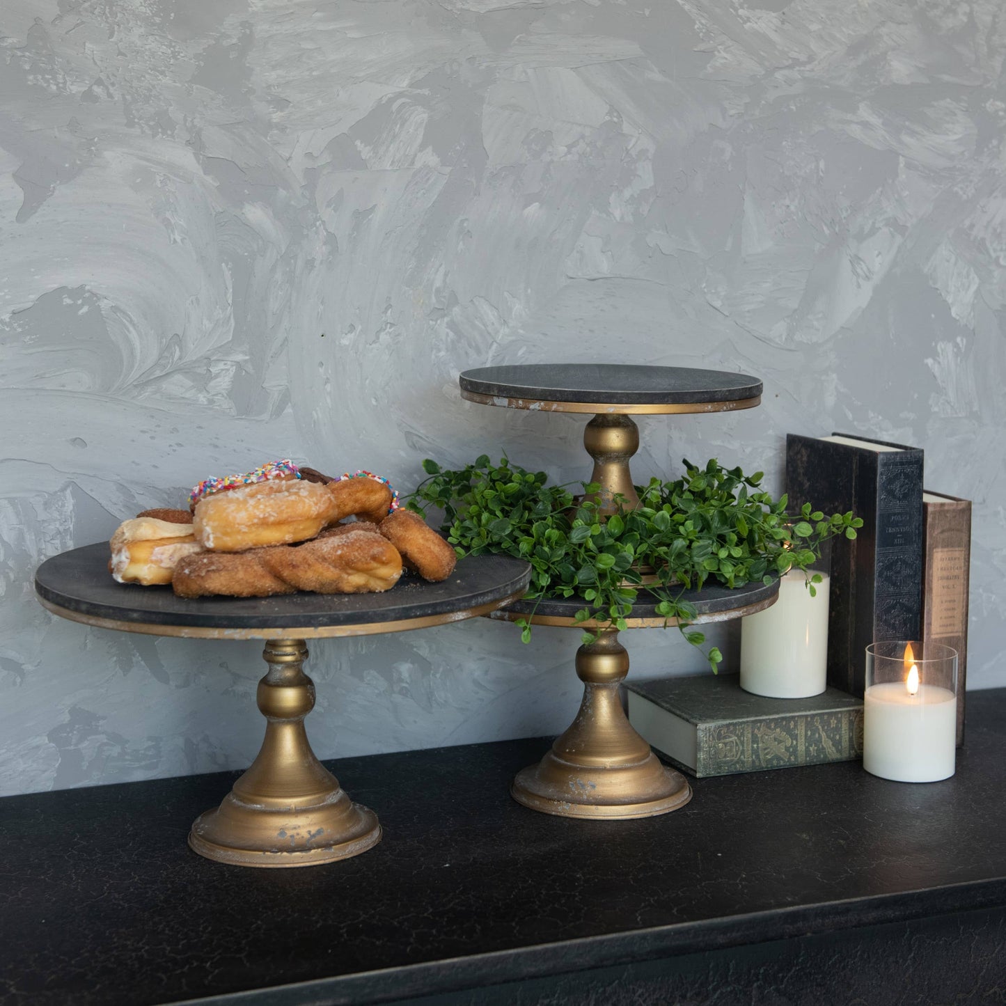 SET/ 3 BLACK & GOLD PEDESTALS