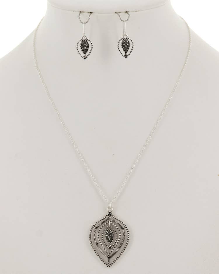 FR4696 Antique Silver Black Diamond Layered Pendant Set