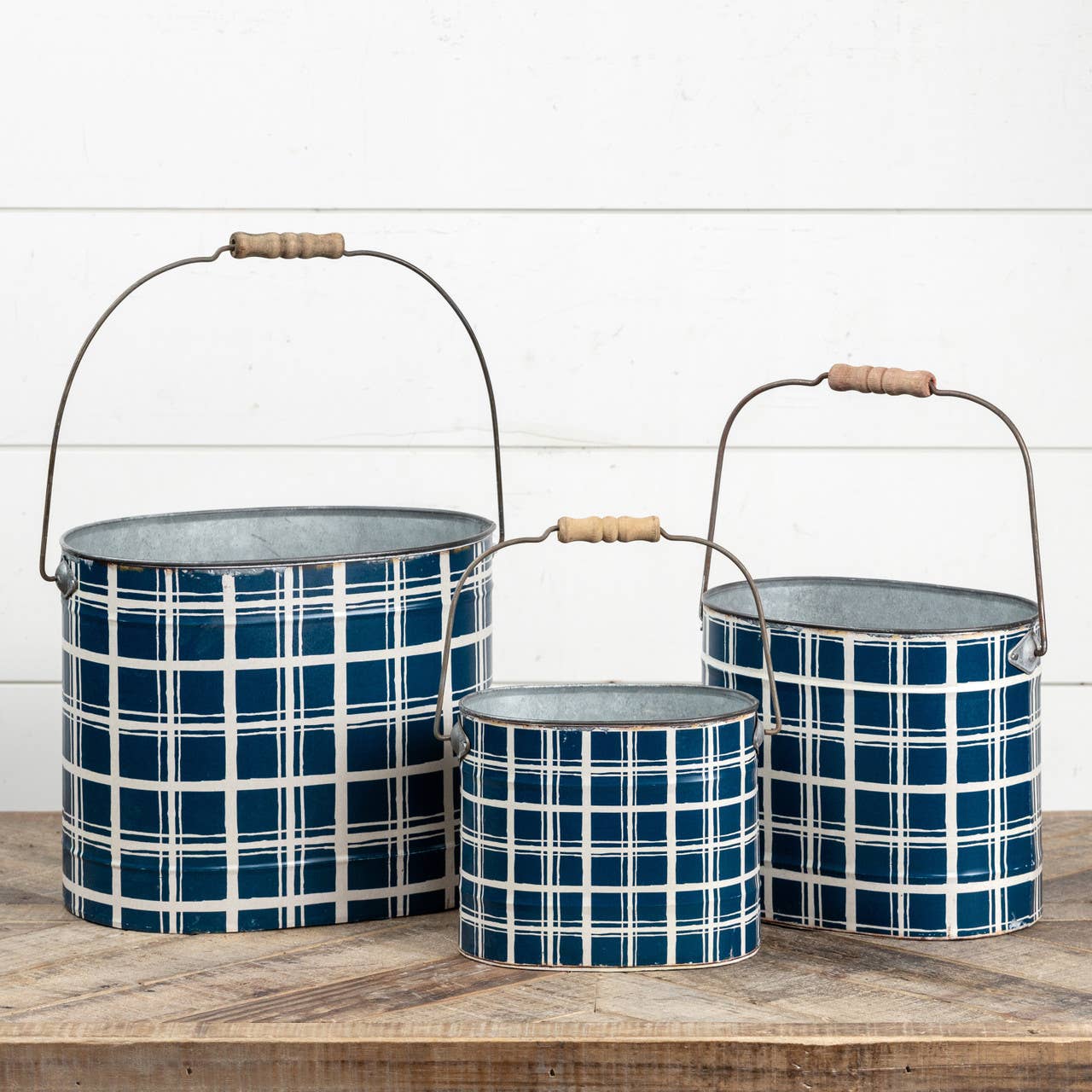 SET/ 3 BLUE BUCKETS