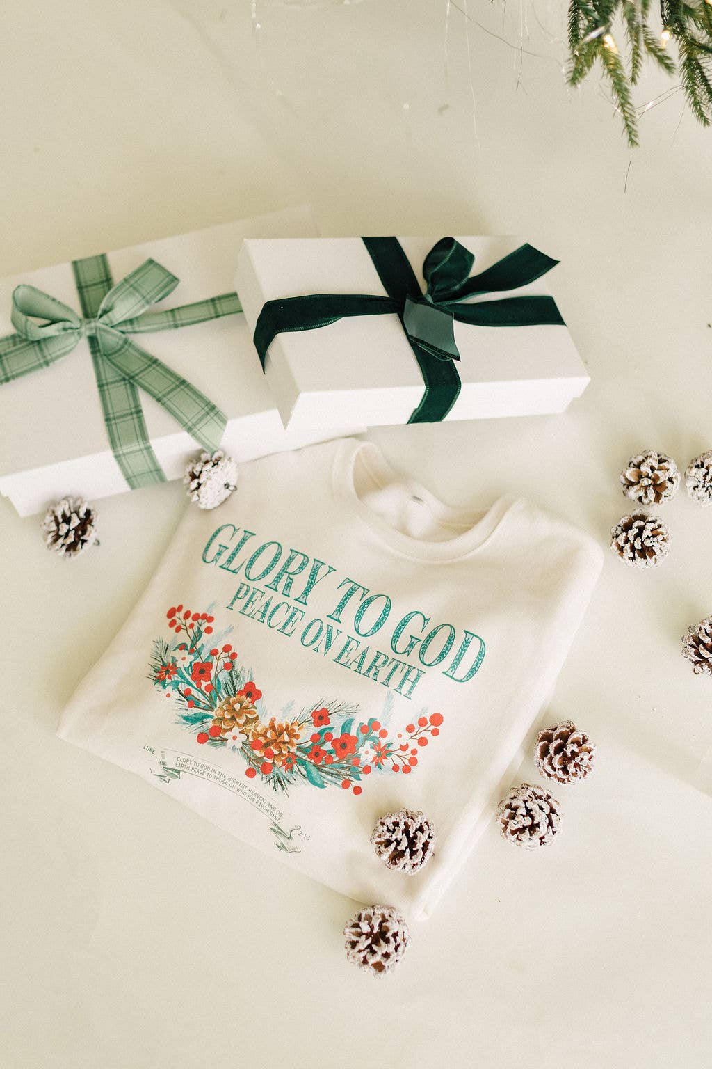 Glory To God Peace on Earth Graphic Sweatshirt