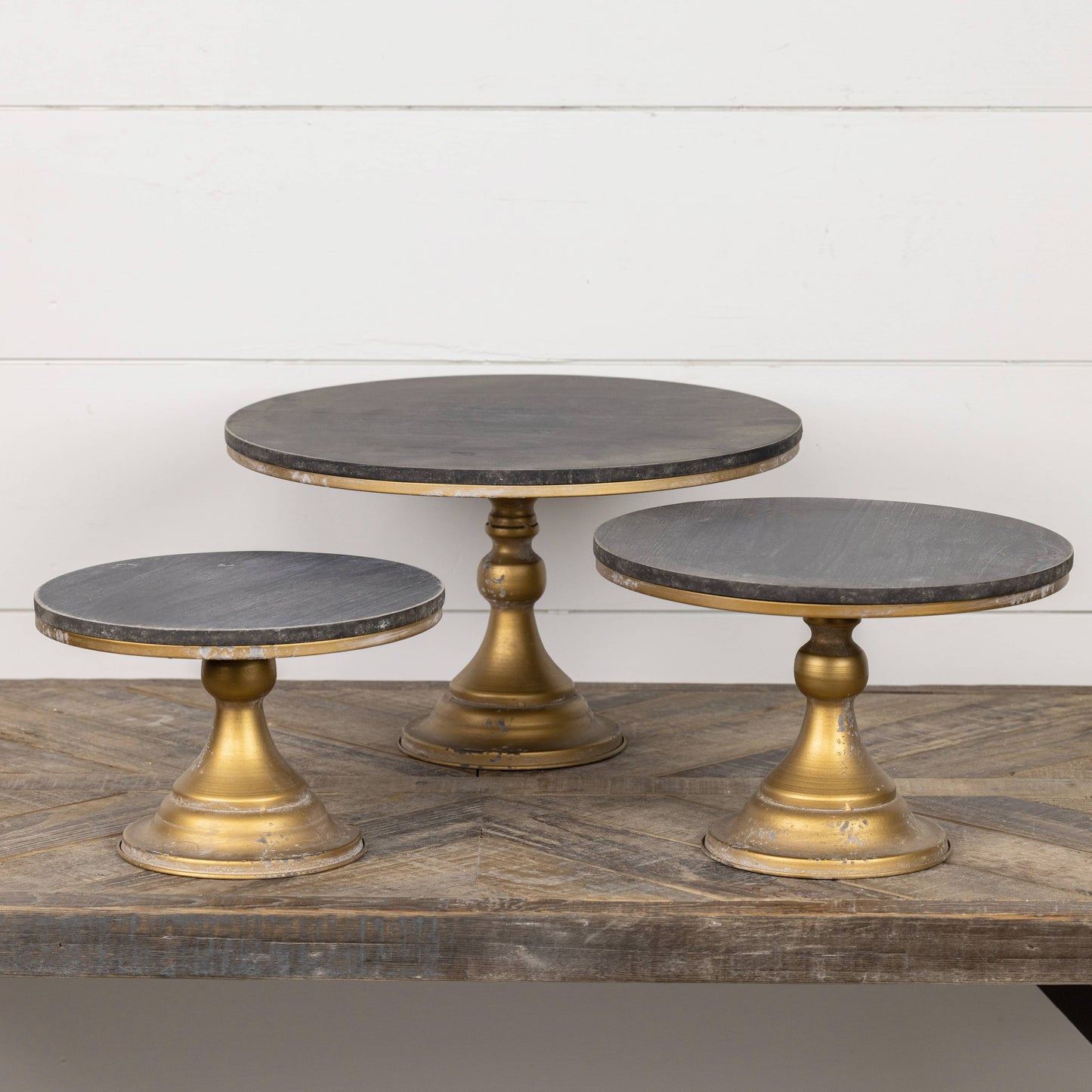SET/ 3 BLACK & GOLD PEDESTALS