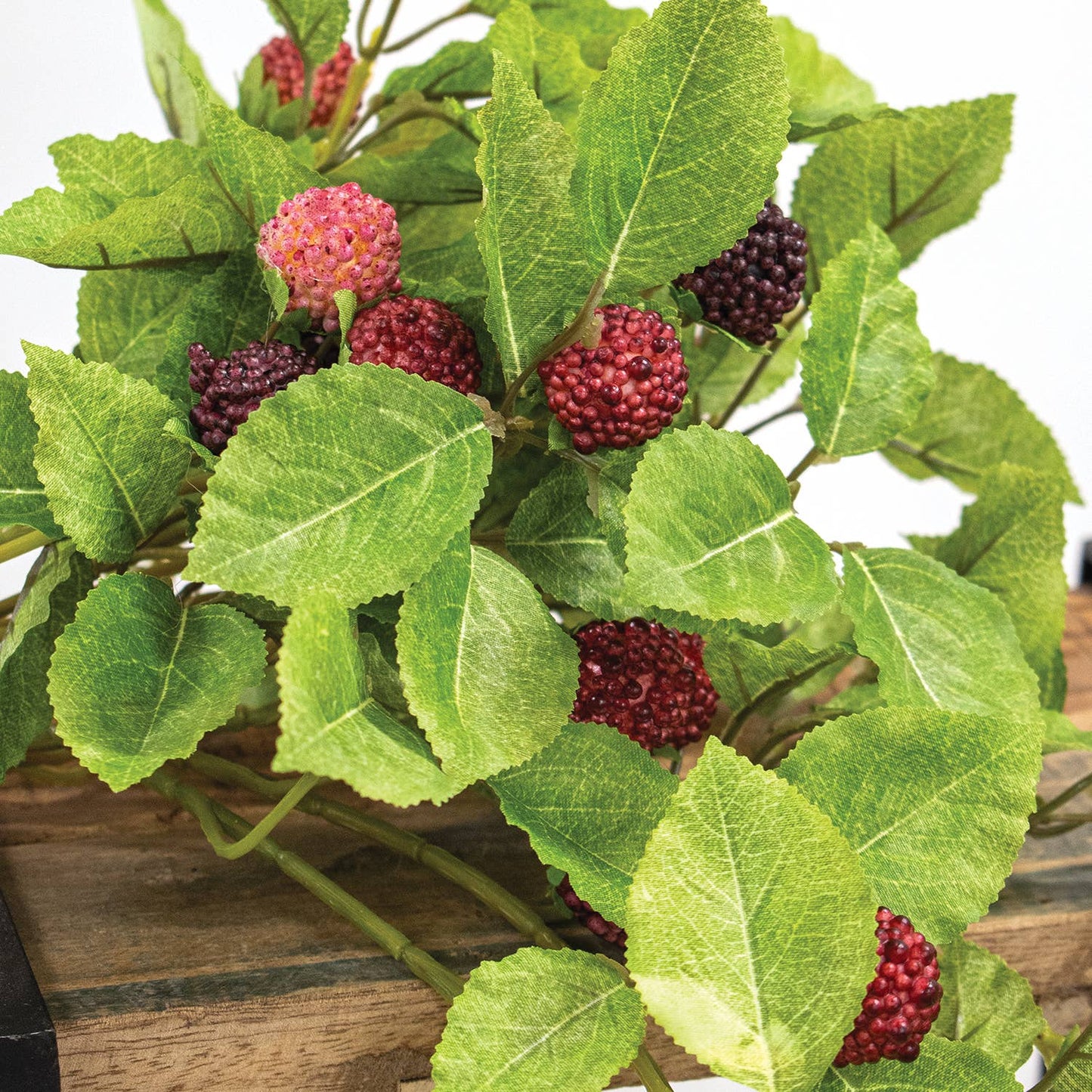 Fresh Raspberries Hanging Bush - 22"