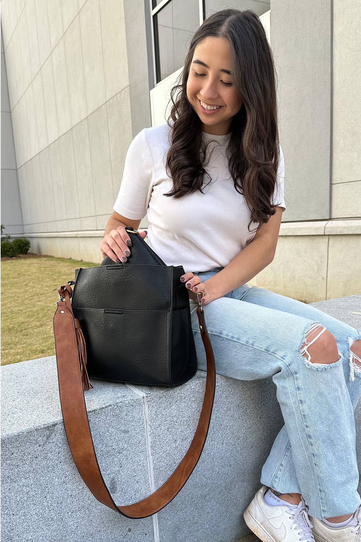 M1867 Lyla 2-in-1 Bucket Bag w/ Guitar Strap