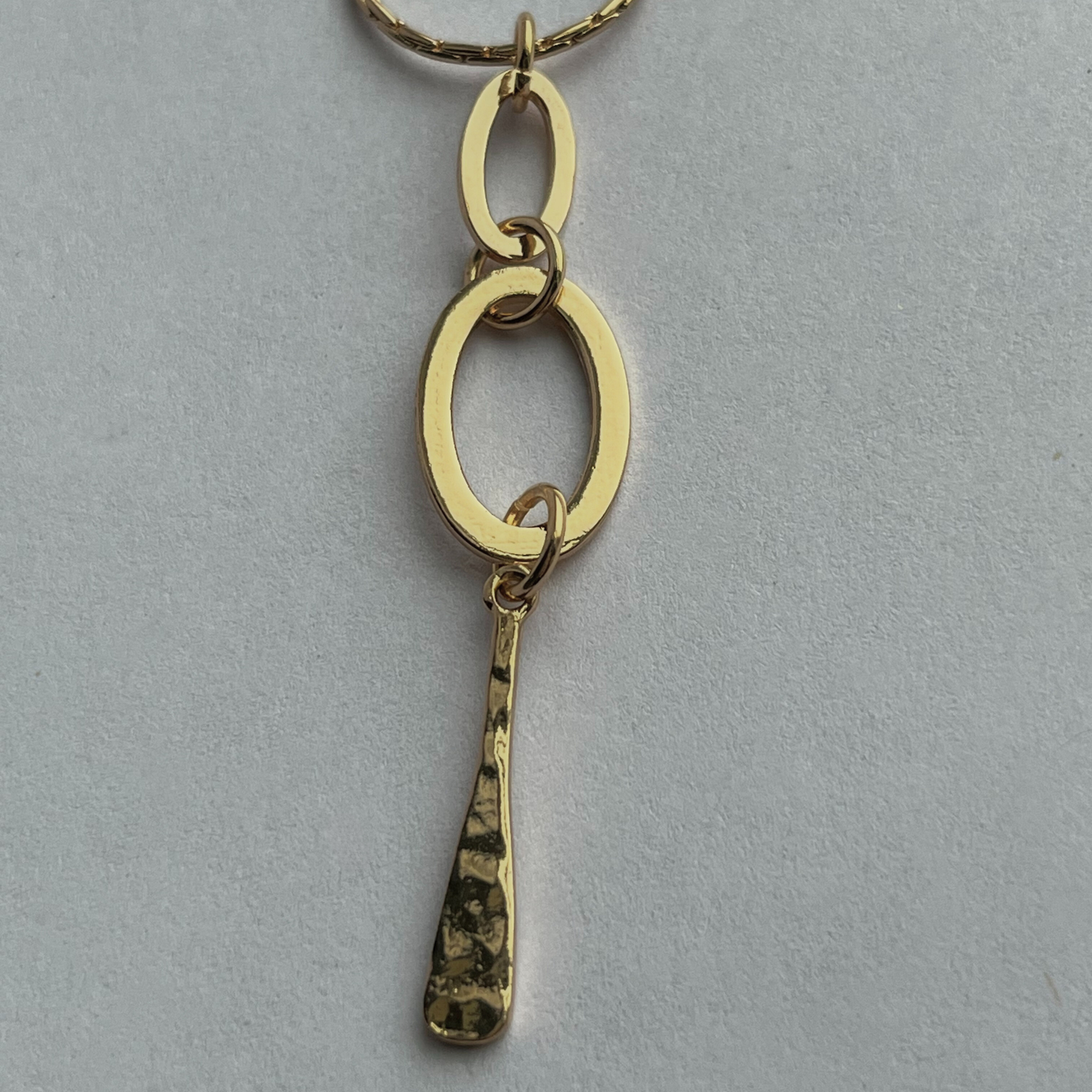 Jillian Textured 3 Ring 16" Gold Pendant Necklace