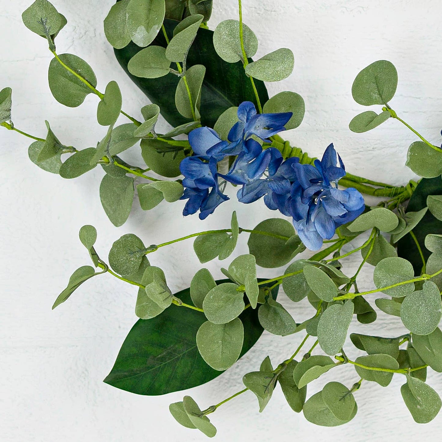29010 - 22in Wreath-Blue Hydrangea and Eucalyptus Lvs-2