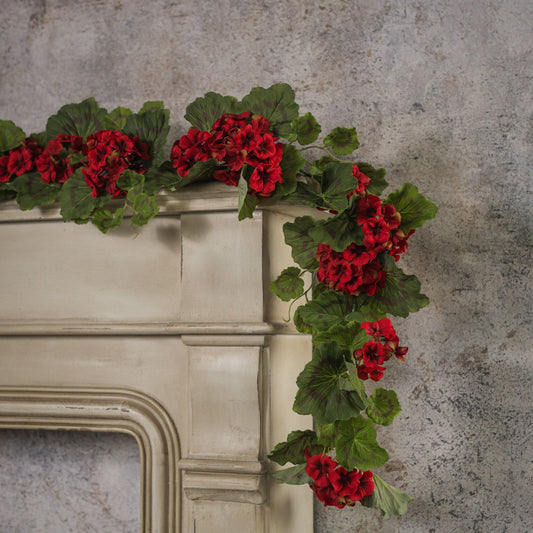 6' RED GERANIUM GARLAND