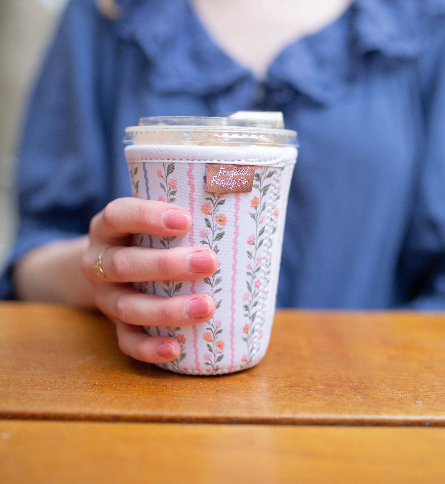 Iced Coffee Sleeve, Cute Reusable Cup Holder Drink Sleeve