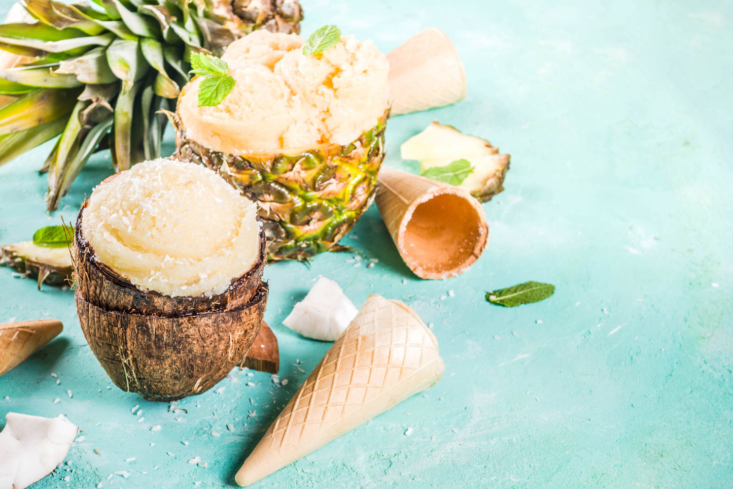 14 oz Milkbottle Candle: Pineapple Gelato
