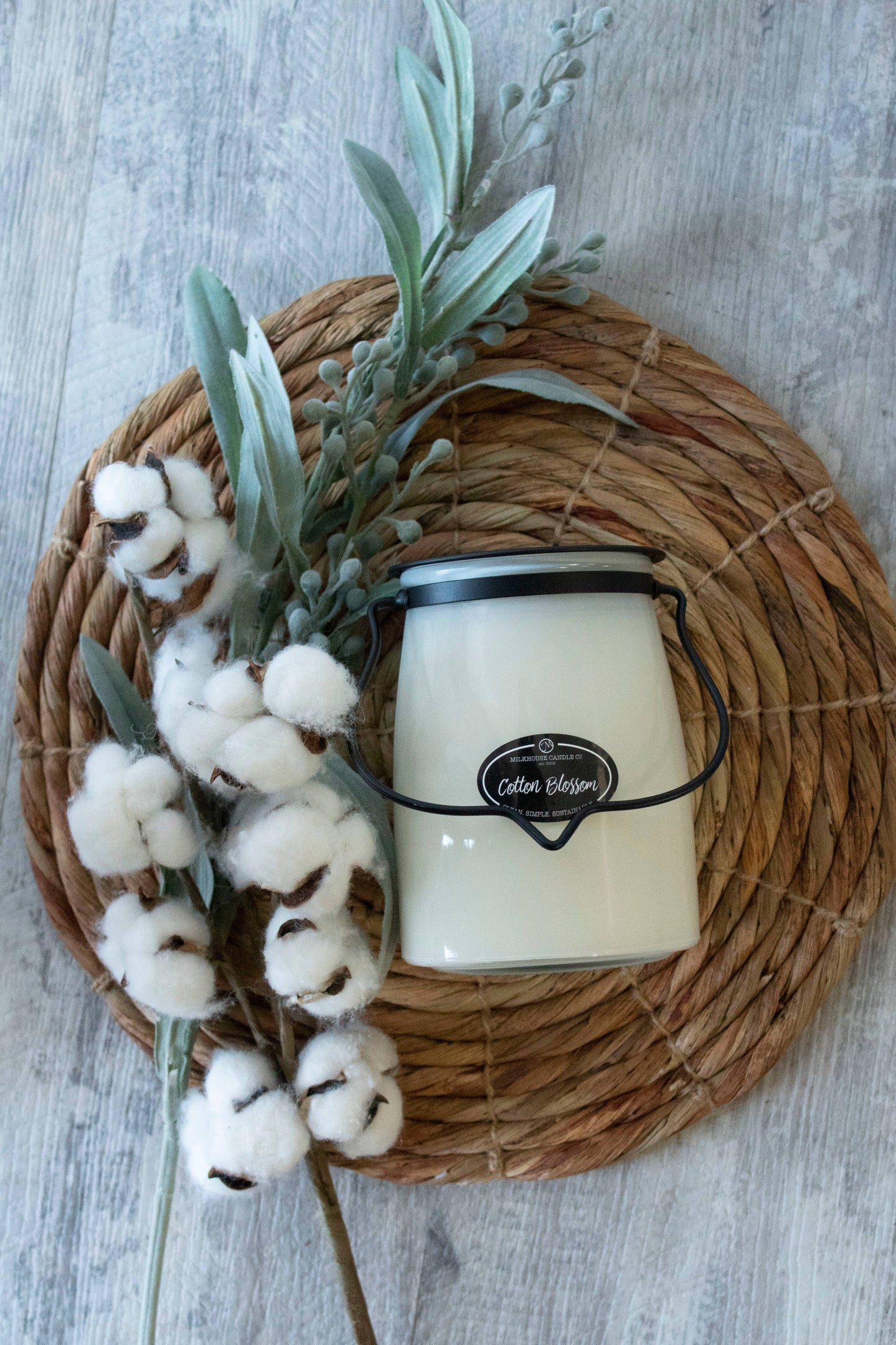 22 oz Butter Jar Candle: Cotton Blossom