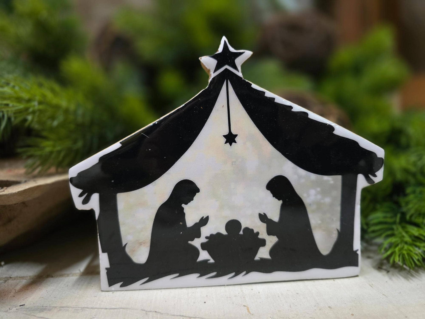 Christmas Miracle Nativity 6.3x4.9in