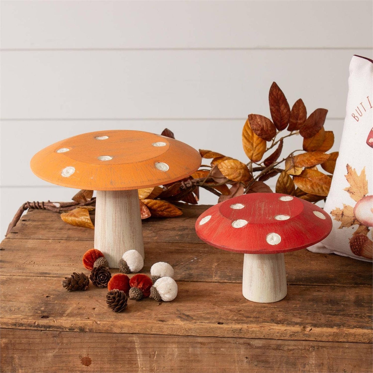 Flat Top Dotted Mushroom Stands (Set Of 02)