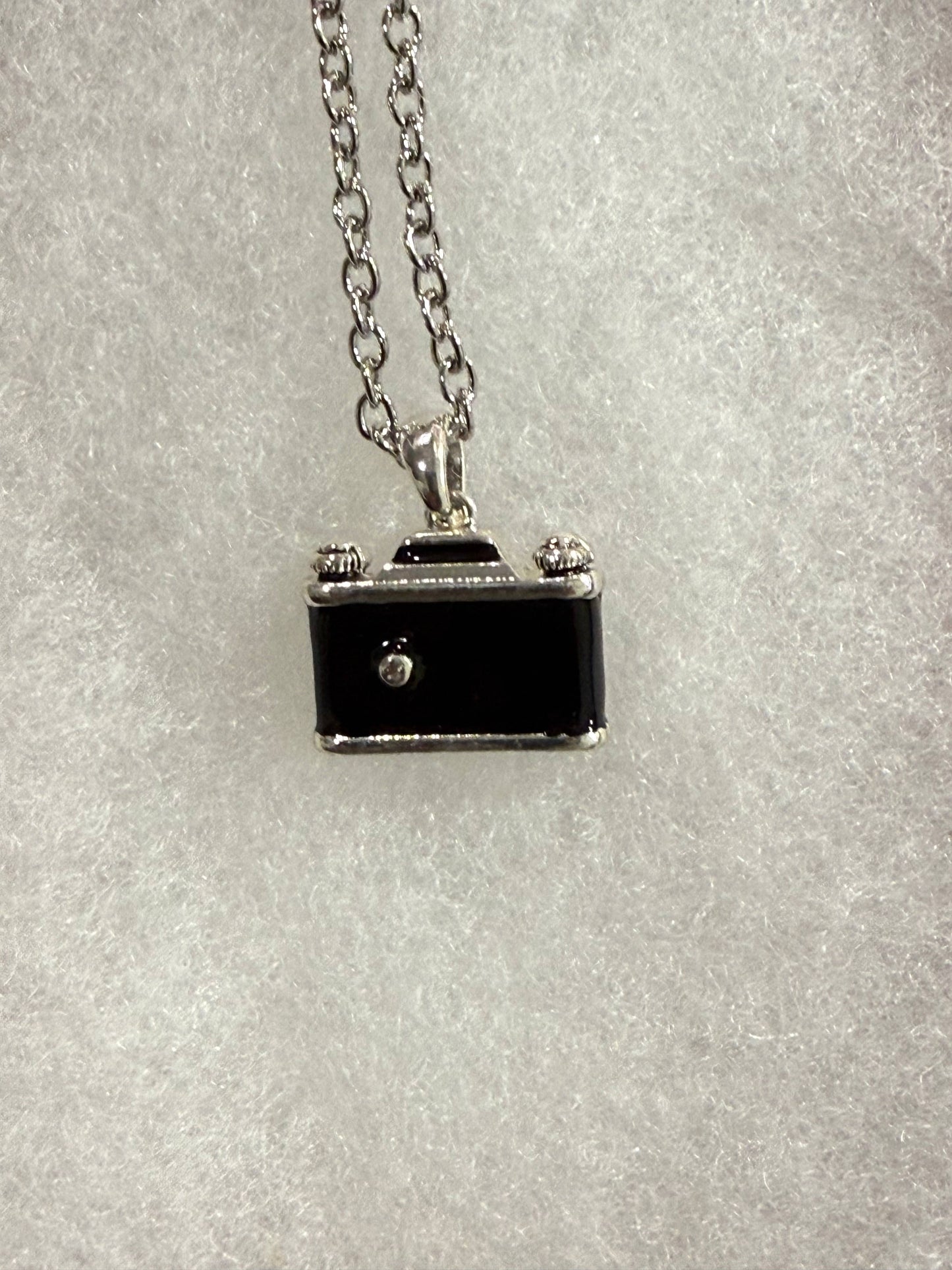 FR6779 Crystal Lens Photo Camera Pendant Necklace