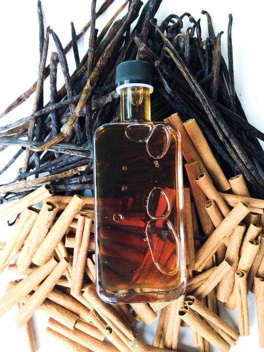 Cinnamon and Vanilla Infused Pure Maple Syrup - 8.4oz