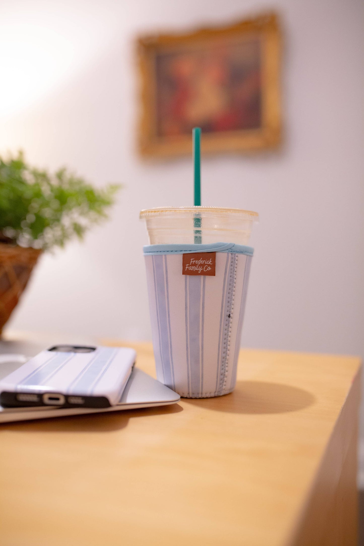 Iced Coffee Sleeve, Cute Reusable Cup Holder Drink Sleeve