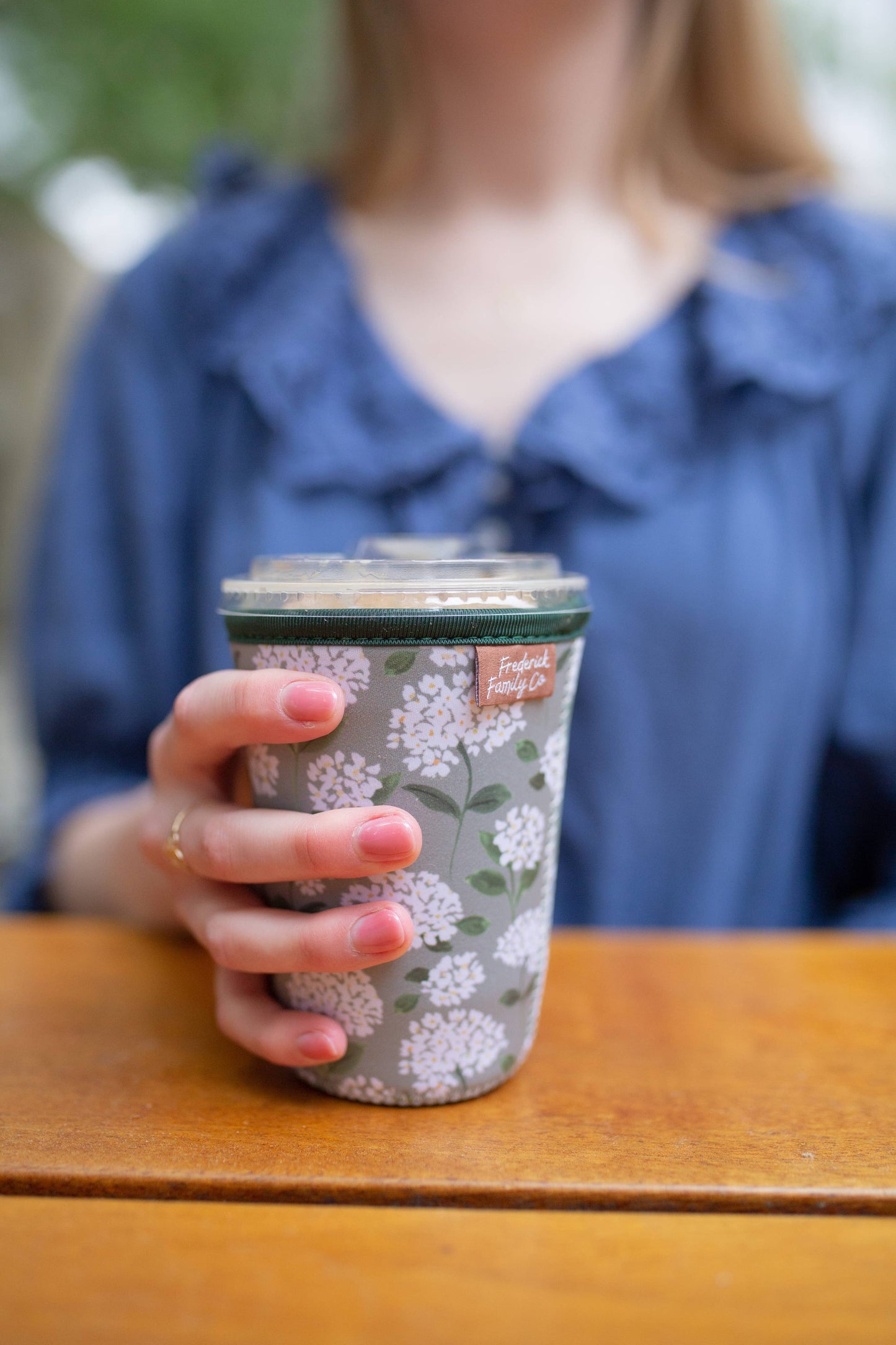 Iced Coffee Sleeve, Cute Reusable Cup Holder Drink Sleeve