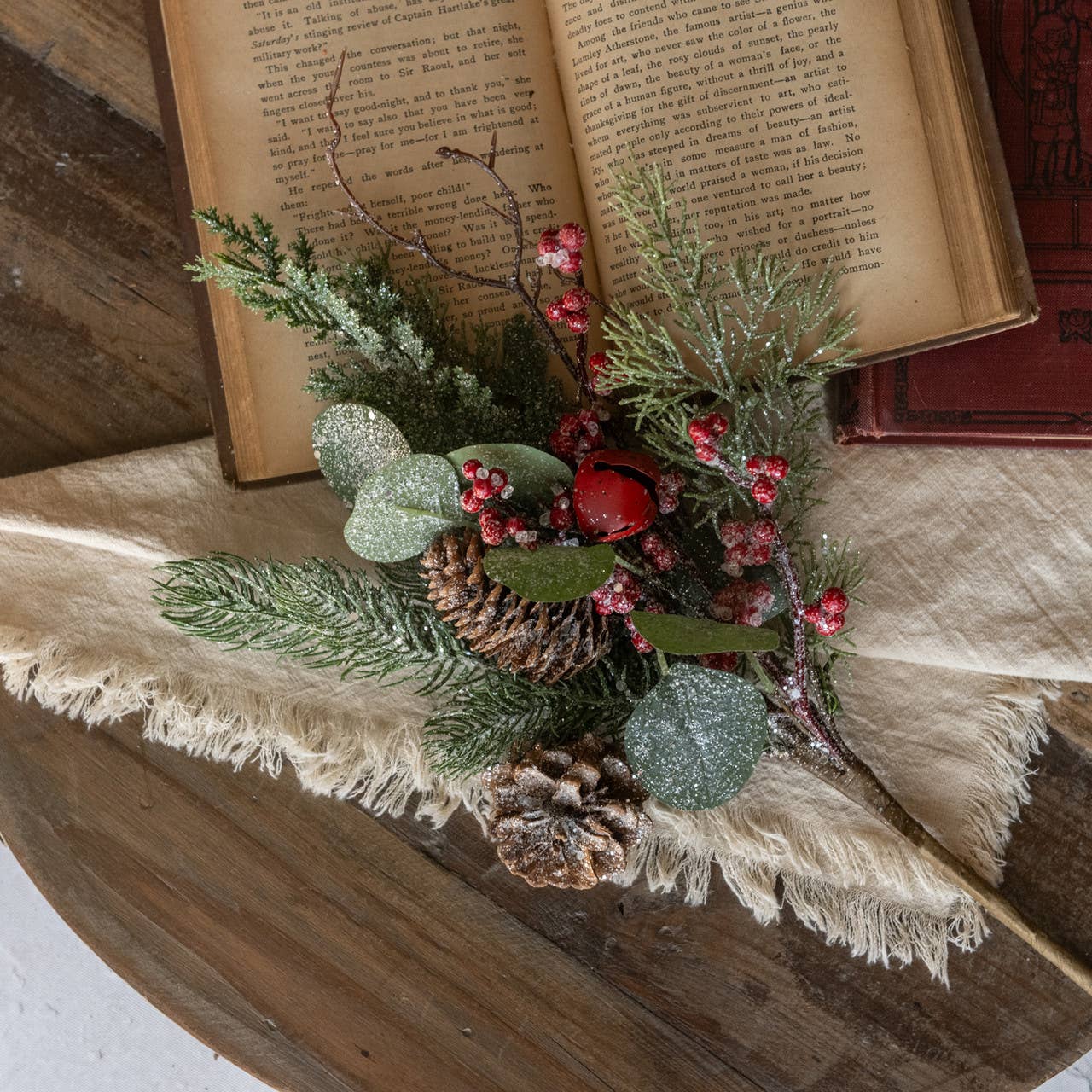 16" ICY FOLIAGE W/ RED BERRIES & BELLS PICK