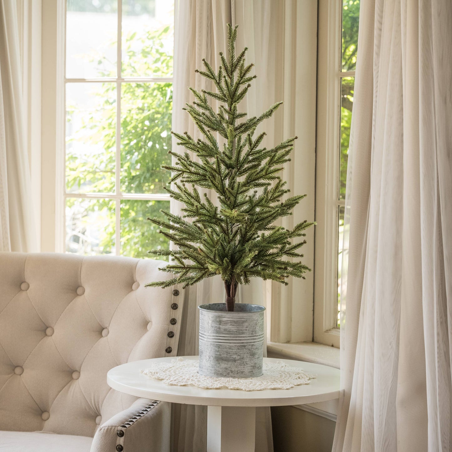 30" SINGLE NEEDLE PINE TREE