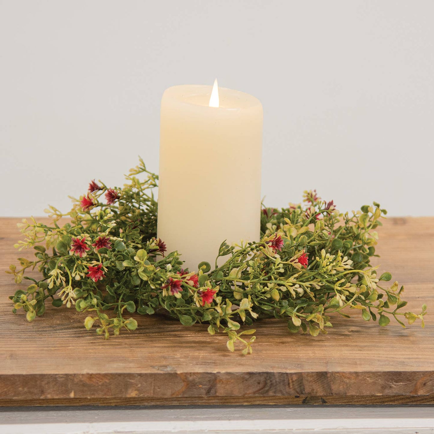 Ruby Fall Buds & Baby's Grass Candle Ring, 4.5"