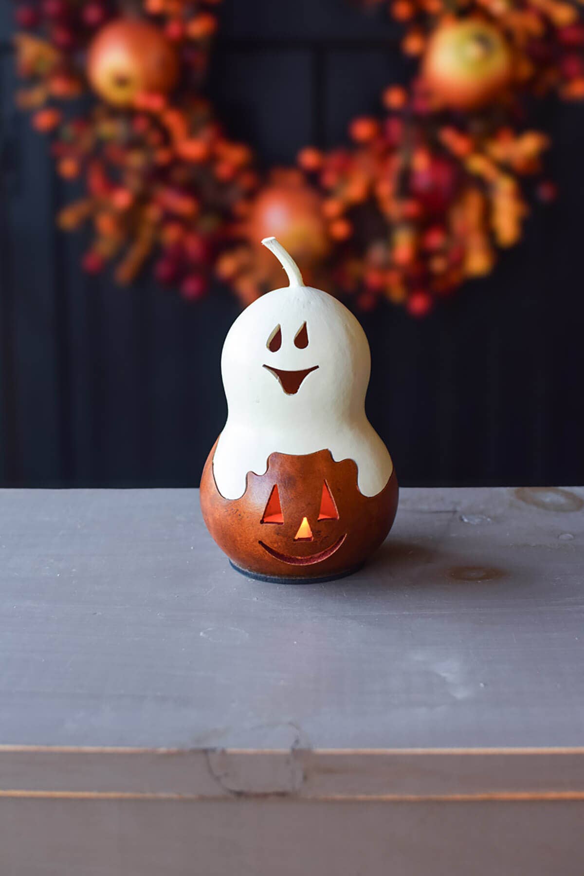 Casper Jack Jack-O-Lantern Miniature Gourd