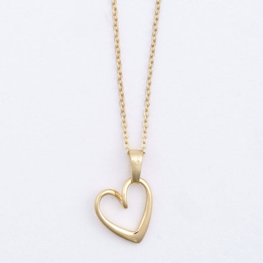 Dainty Heart 16" Pendant Charm Necklace