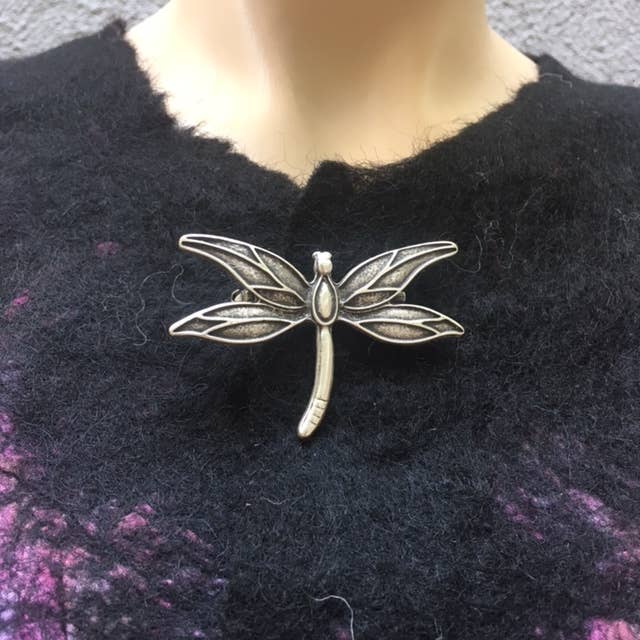 Thereal Flight Dragonfly Brooch