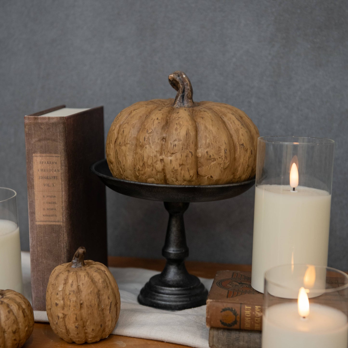 5.75" BEIGE SHORT PUMPKIN